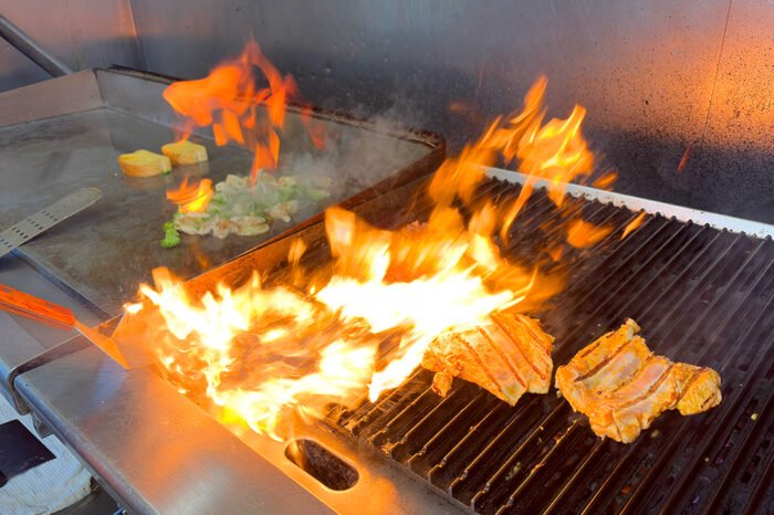 Miami Grill, Florissant fire with chicken steakes